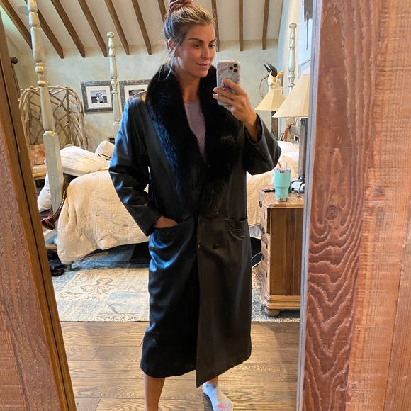 Vintage architect leather & fox fur trench coat - Picture 8 of 10